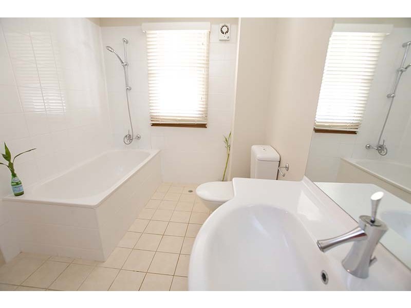 25 Newmarket Street, Hendra QLD 4011