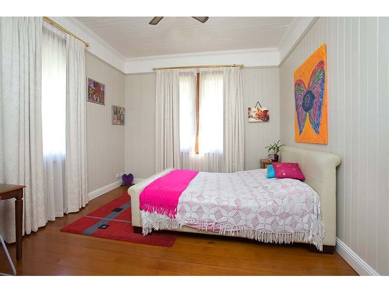 25 Newmarket Street, Hendra QLD 4011