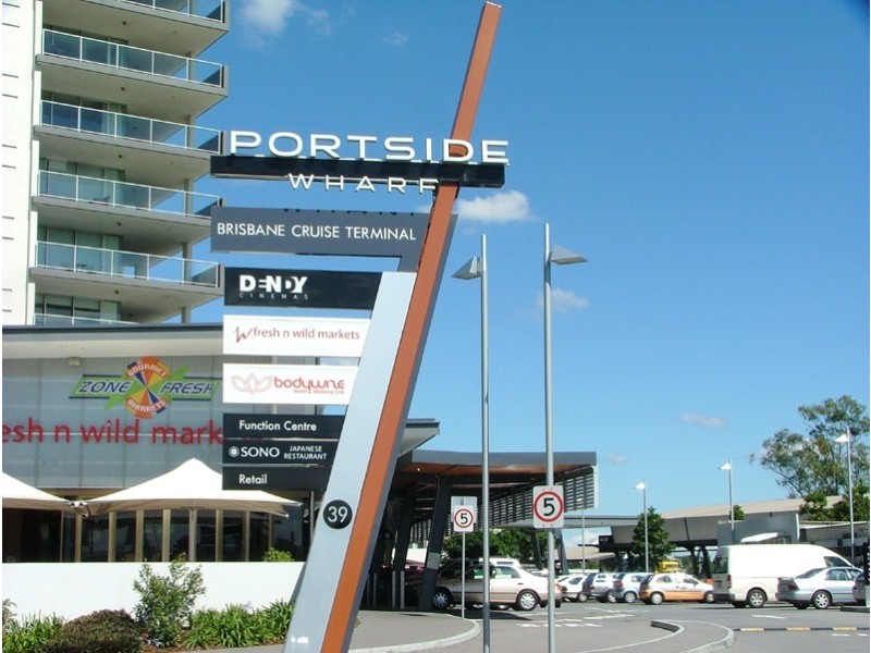 30 Windsor Street, Hamilton QLD 4007