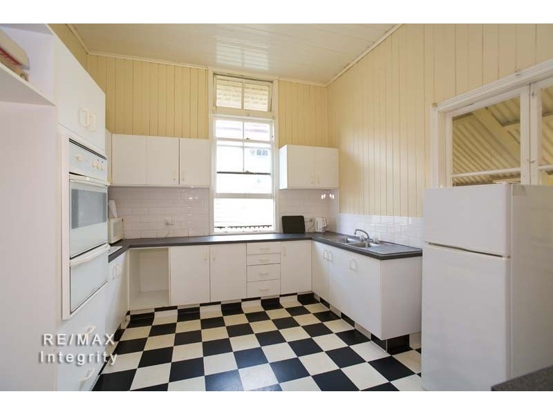 31 Heussler Terrace, Milton QLD 4064