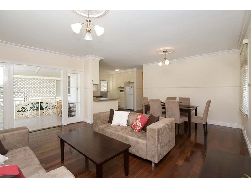 128 Kent Road, Wooloowin QLD 4030