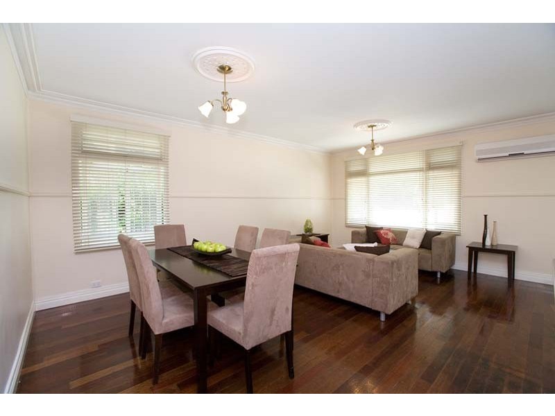 128 Kent Road, Wooloowin QLD 4030