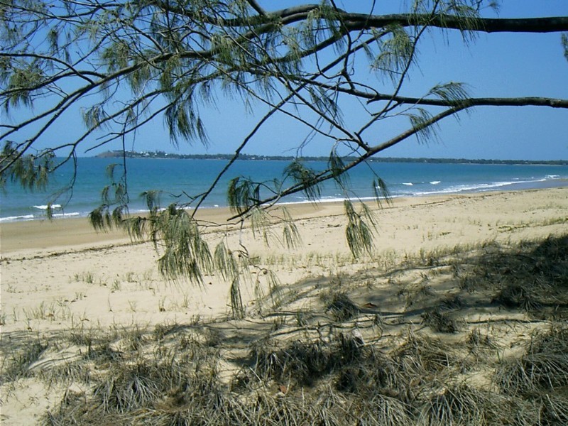 16 Bourke Street, Blacks Beach QLD 4740