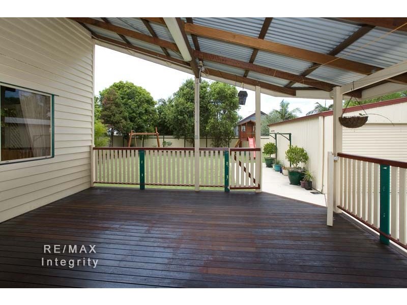 16 Larwill Avenue, Northgate QLD 4013