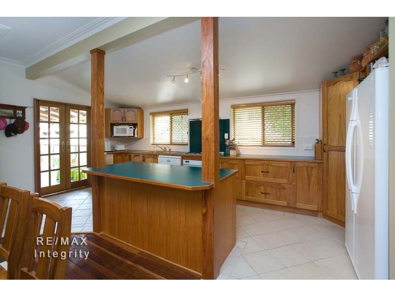 16 Larwill Avenue, Northgate QLD 4013