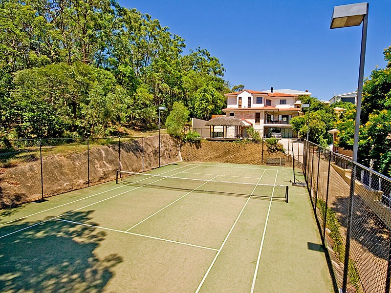 37 Lynell Street, Hamilton QLD 4007