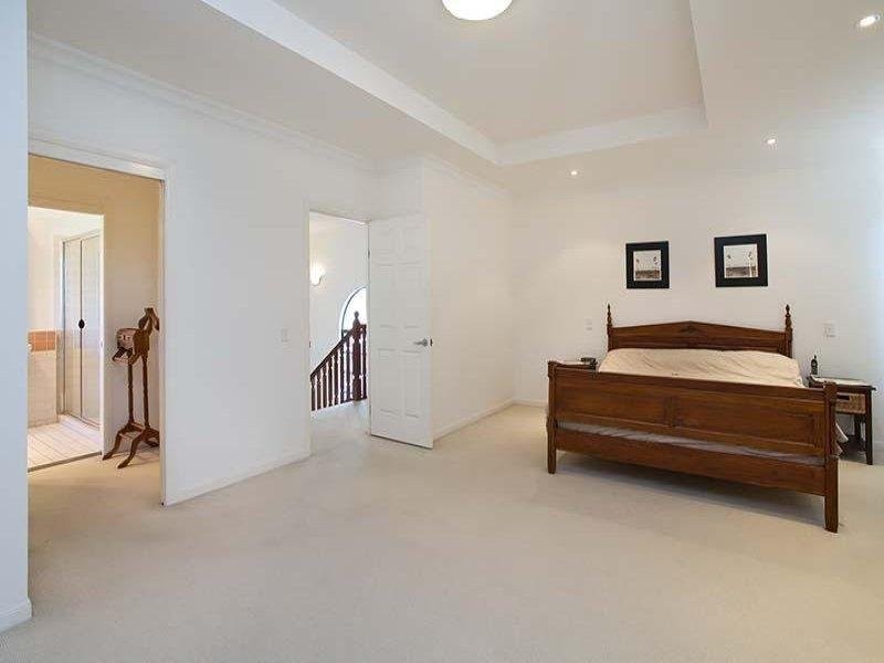 59 Barlow Street, Clayfield QLD 4011