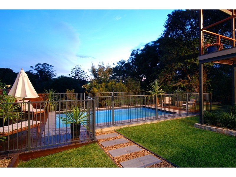 10 Stewart Avenue, Wooloowin QLD 4030