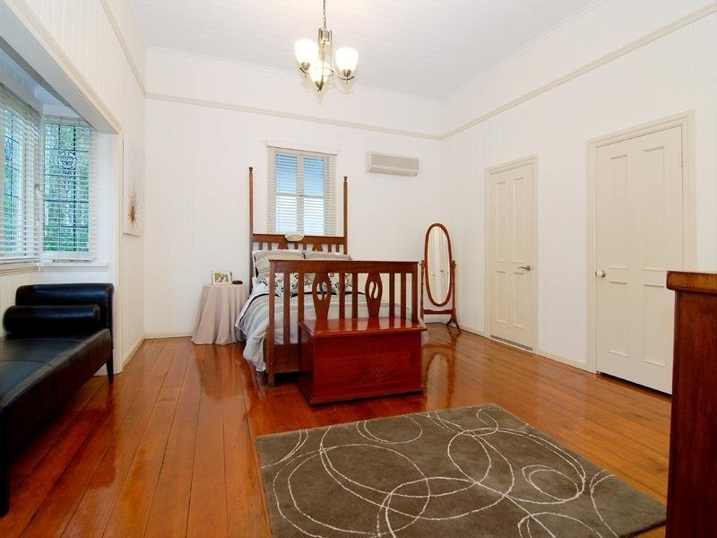 52 View Street, Wooloowin QLD 4030