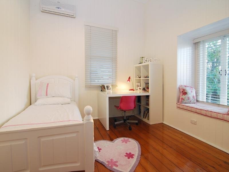 52 View Street, Wooloowin QLD 4030