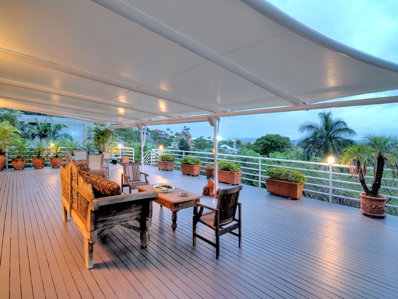 26 Mikado Street, Hamilton QLD 4007