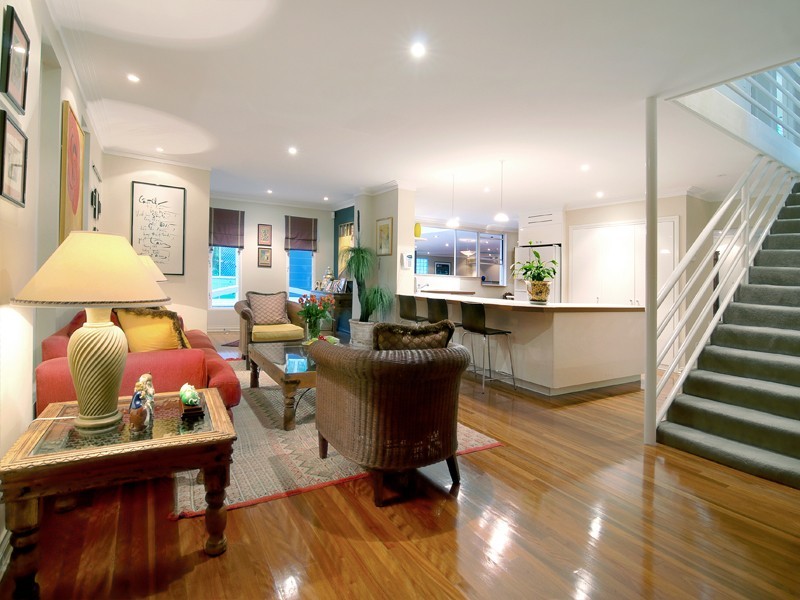 26 Mikado Street, Hamilton QLD 4007