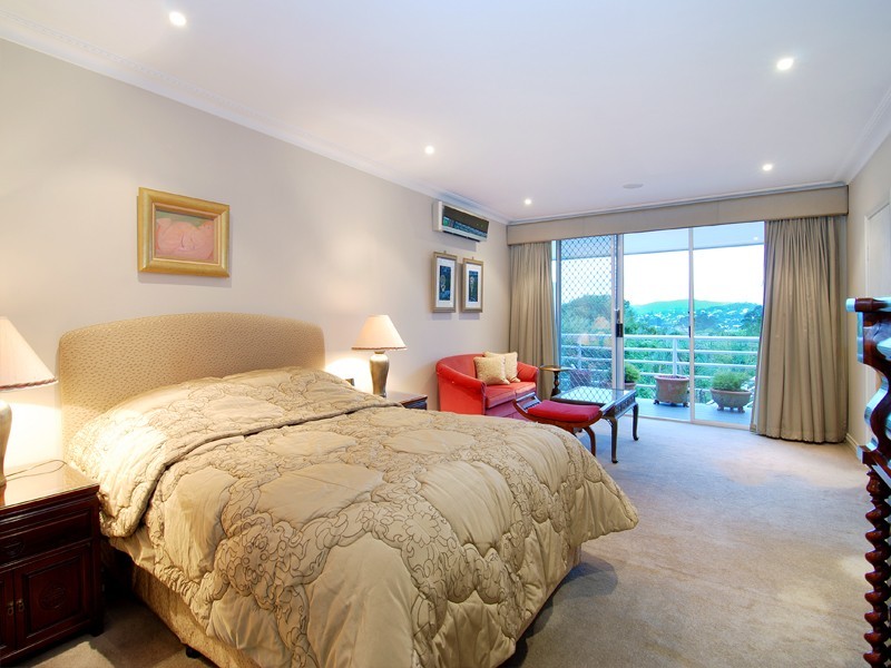 26 Mikado Street, Hamilton QLD 4007