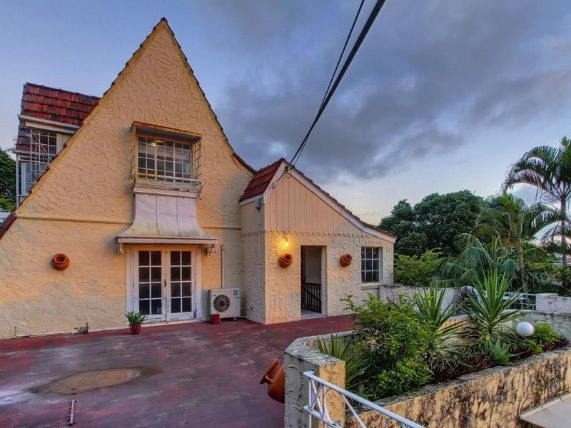 13 Apex Street, Clayfield QLD 4011