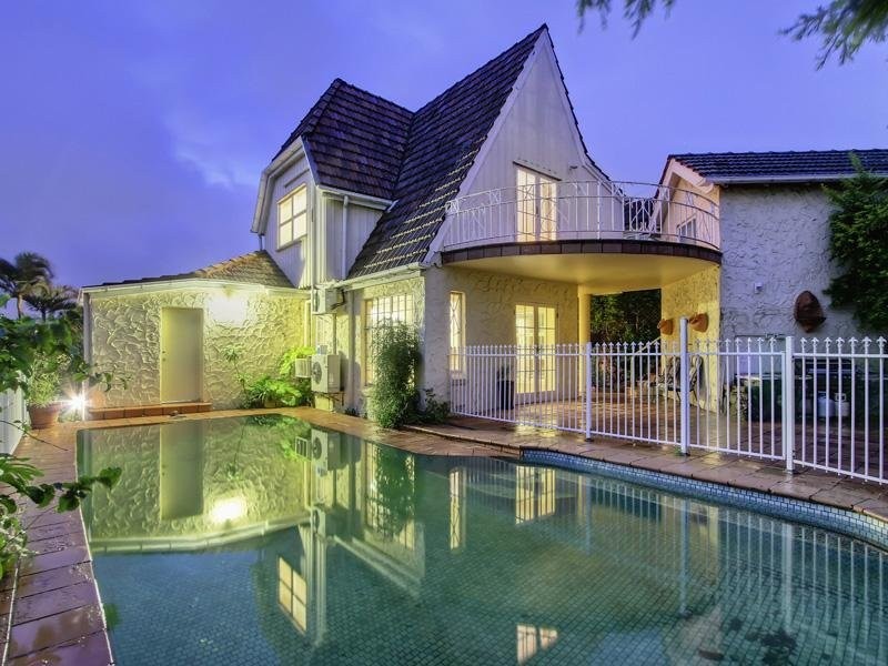 13 Apex Street, Clayfield QLD 4011