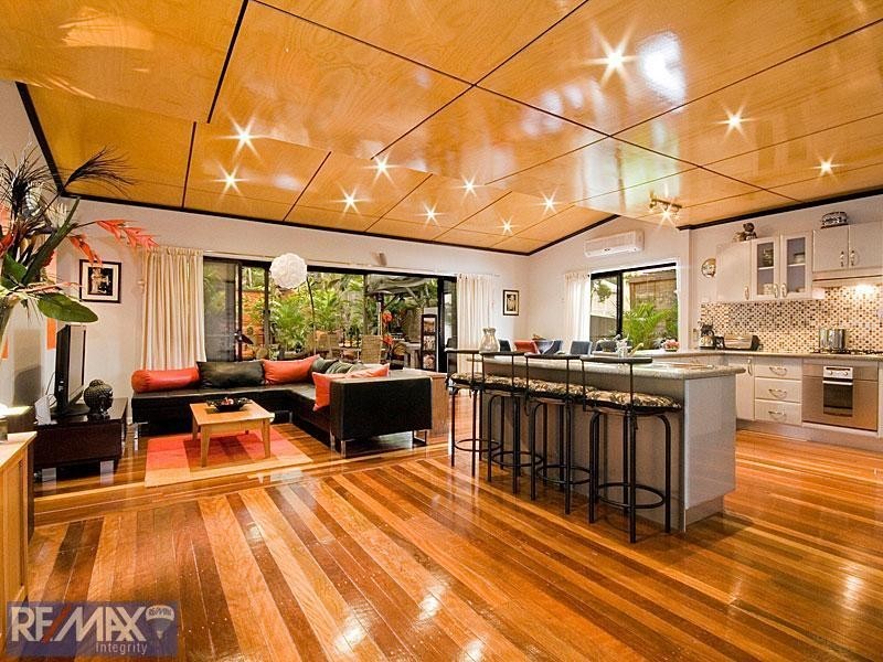 99 Cochrane Street, Red Hill QLD 4059