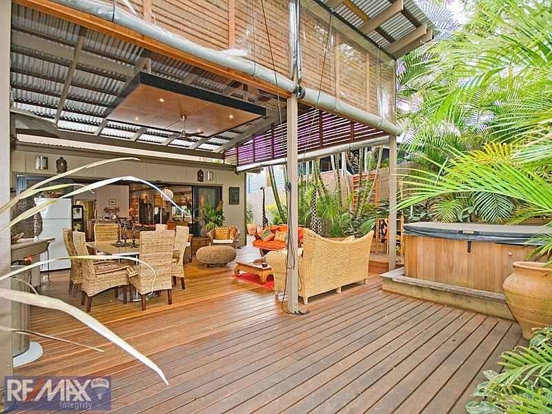 99 Cochrane Street, Red Hill QLD 4059