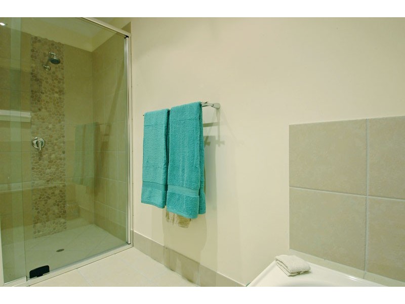 56 Anthony Street, Hamilton QLD 4007