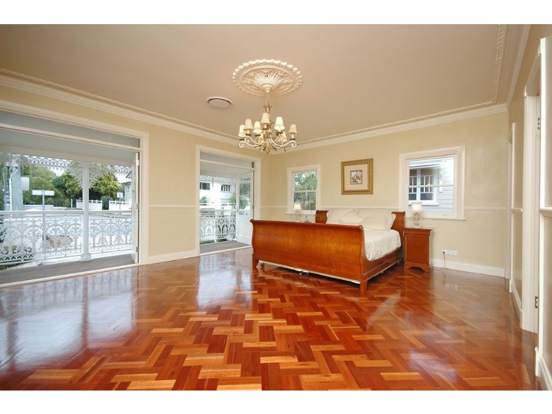 58 Anthony Street, Hamilton QLD 4007