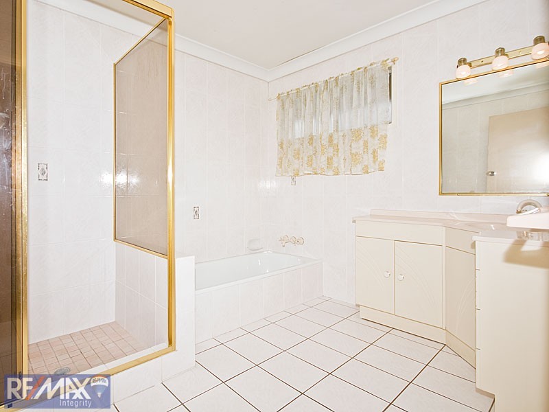 18 Craigslea Street, Chermside West QLD 4032