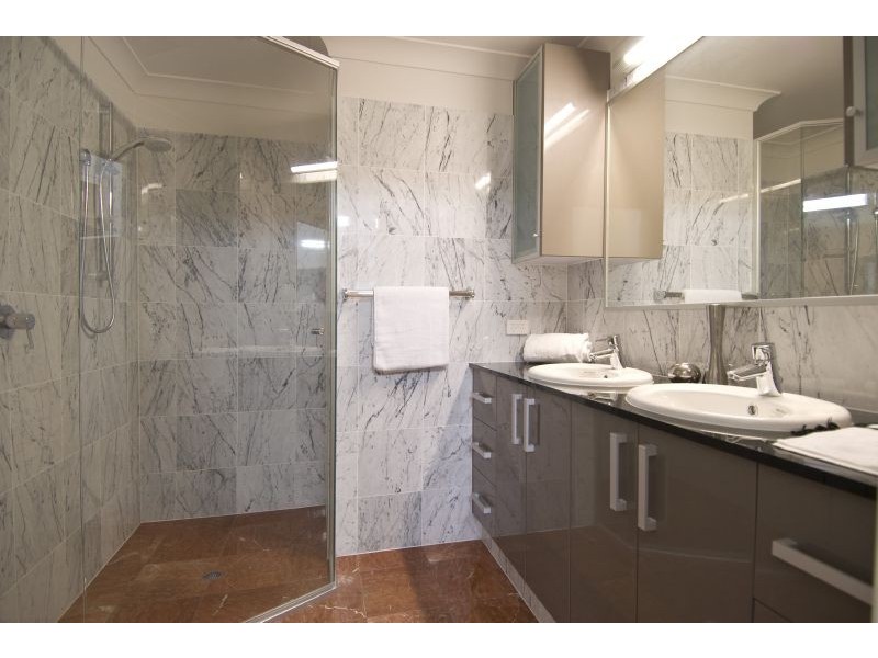 2/34 Highlands Street, Albion QLD 4010