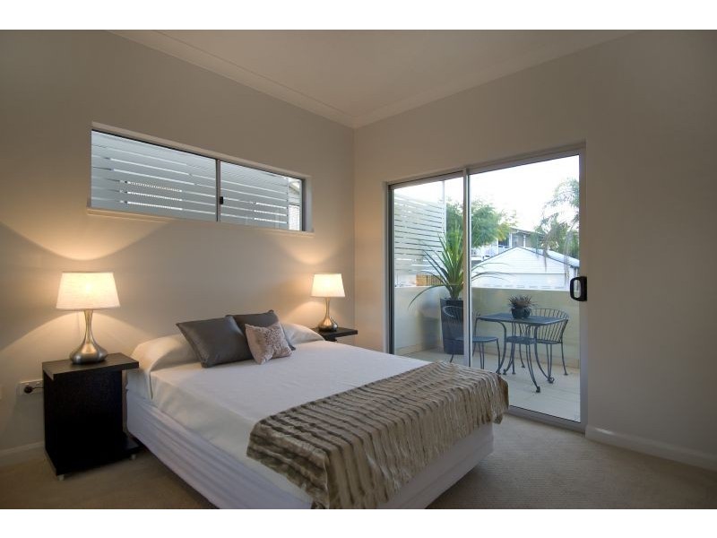 2/34 Highlands Street, Albion QLD 4010