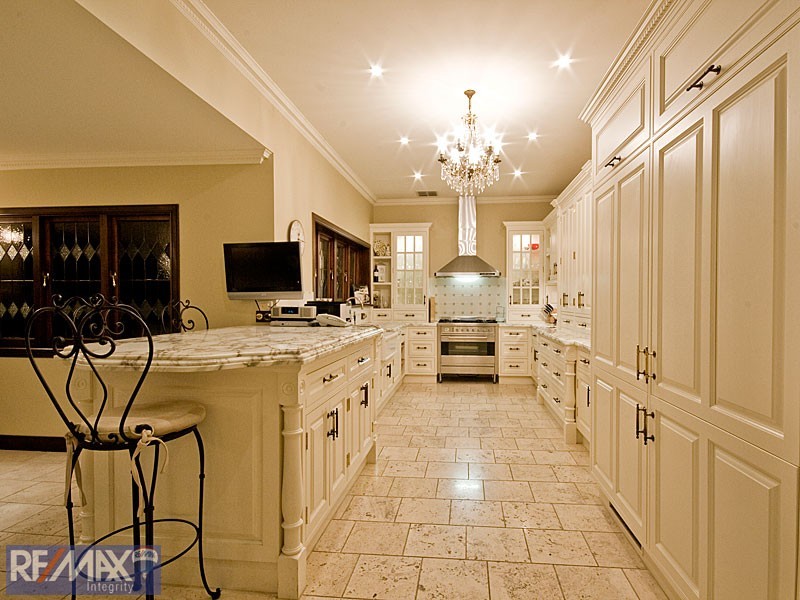 21 Woodland Street, Ashgrove QLD 4060