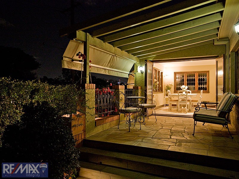 21 Woodland Street, Ashgrove QLD 4060