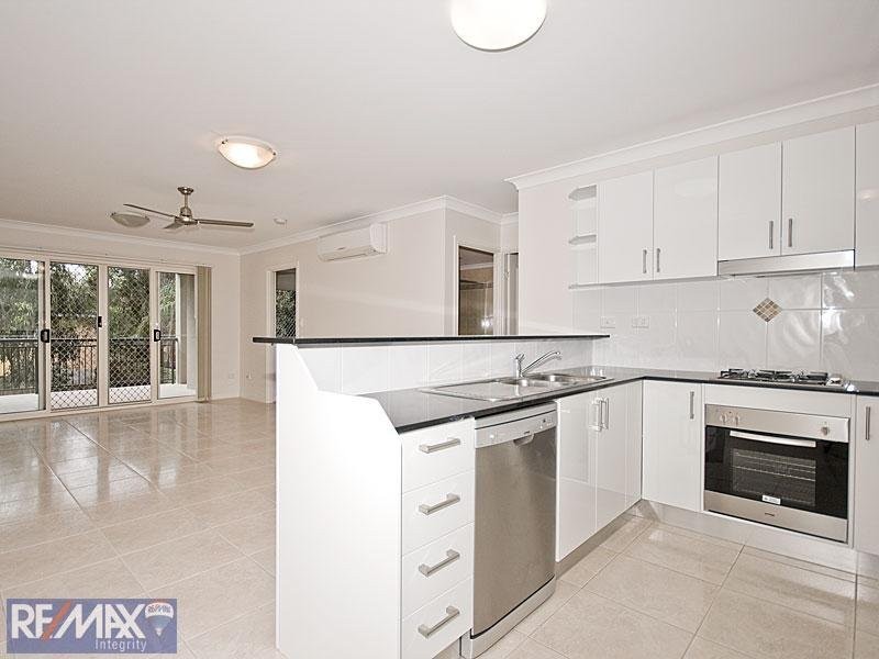 15-17 Vincent Street, Indooroopilly QLD 4068