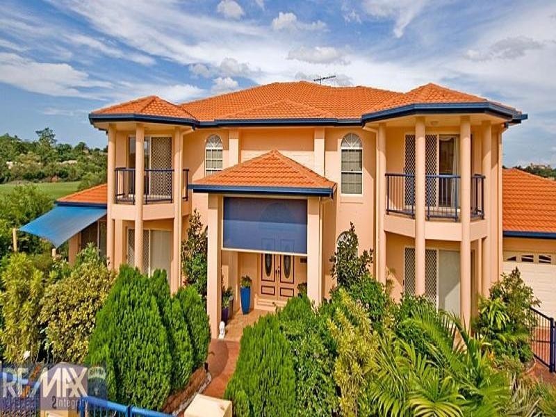 2 Castlehaven Close, Chermside West QLD 4032