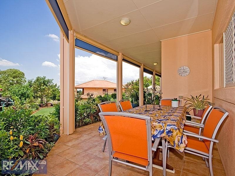 2 Castlehaven Close, Chermside West QLD 4032