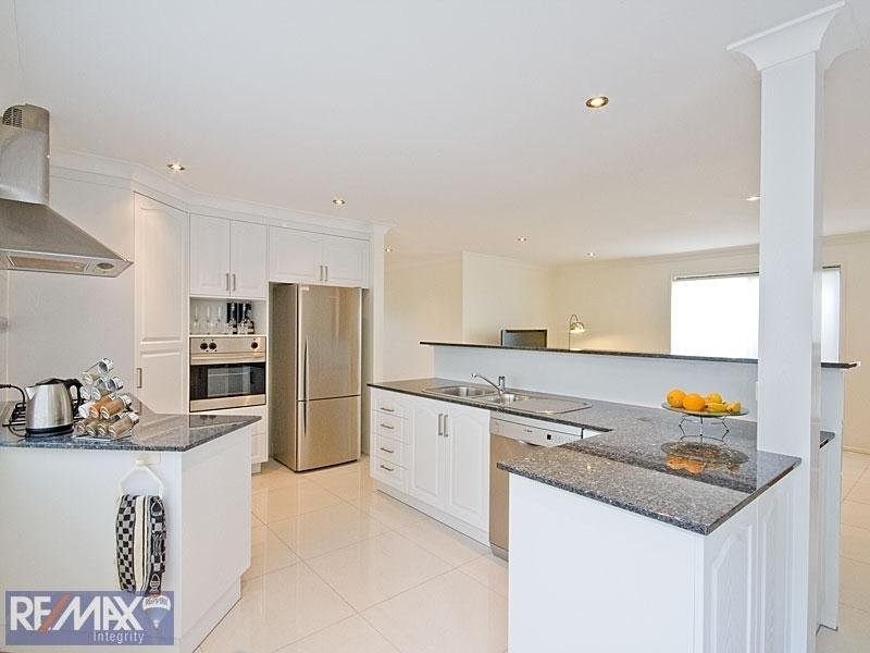 34 Burilda Street, Hendra QLD 4011