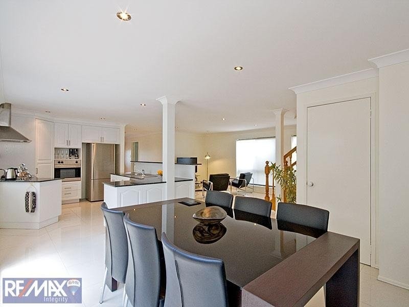 34 Burilda Street, Hendra QLD 4011