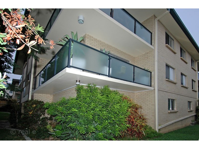 2/21 Wellington Street, Clayfield QLD 4011