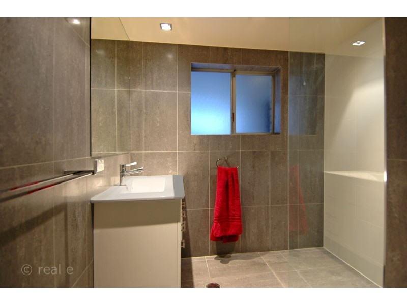 2/21 Wellington Street, Clayfield QLD 4011