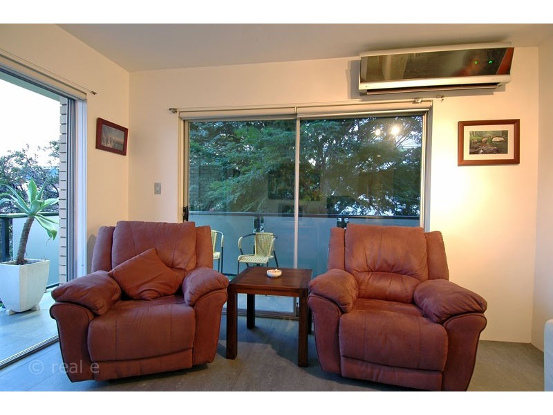 2/21 Wellington Street, Clayfield QLD 4011