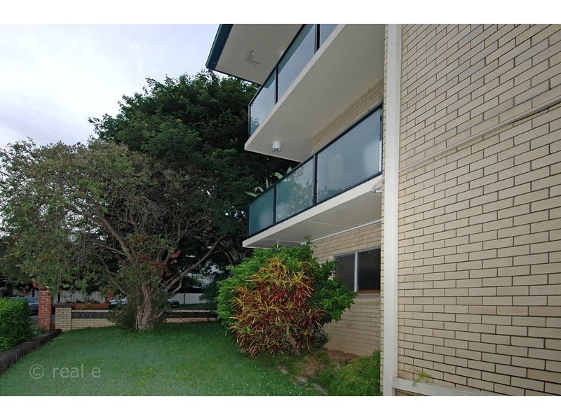 2/21 Wellington Street, Clayfield QLD 4011