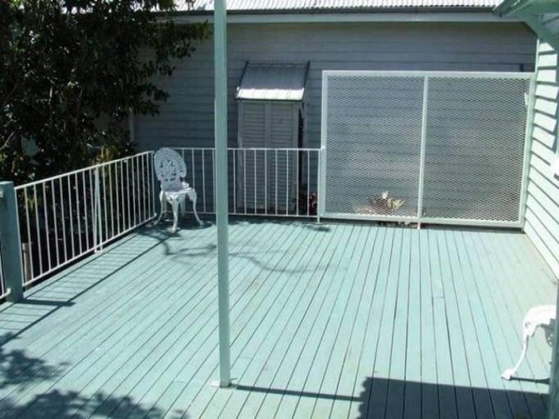 16 London Road, Clayfield QLD 4011