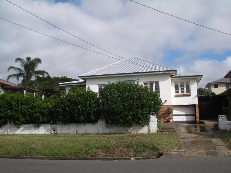 132 Bilsen Road, Wavell Heights QLD 4012