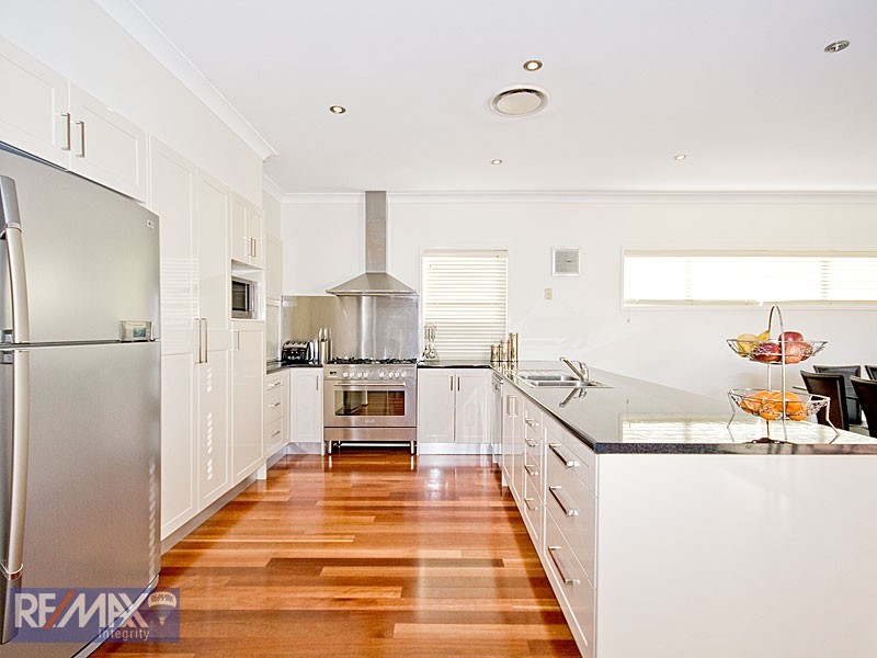 67 Mein Street, Hendra QLD 4011