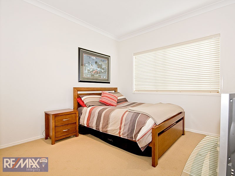 67 Mein Street, Hendra QLD 4011