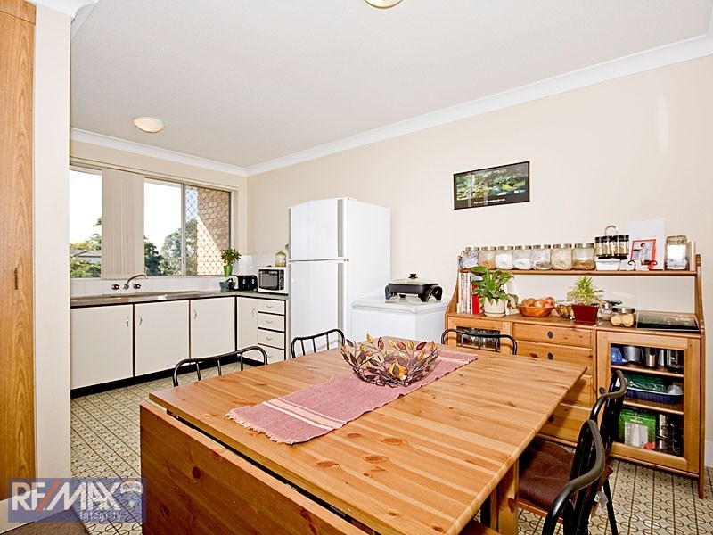 2/49 Groom Street, Gordon Park QLD 4031