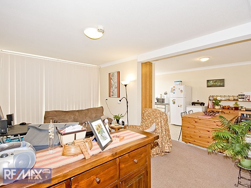 2/49 Groom Street, Gordon Park QLD 4031