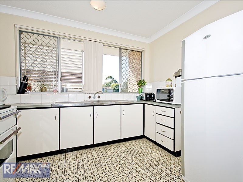 2/49 Groom Street, Gordon Park QLD 4031