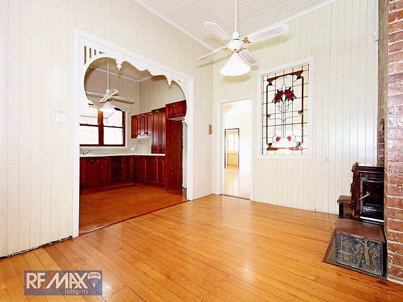 18 Norman Parade, Clayfield QLD 4011