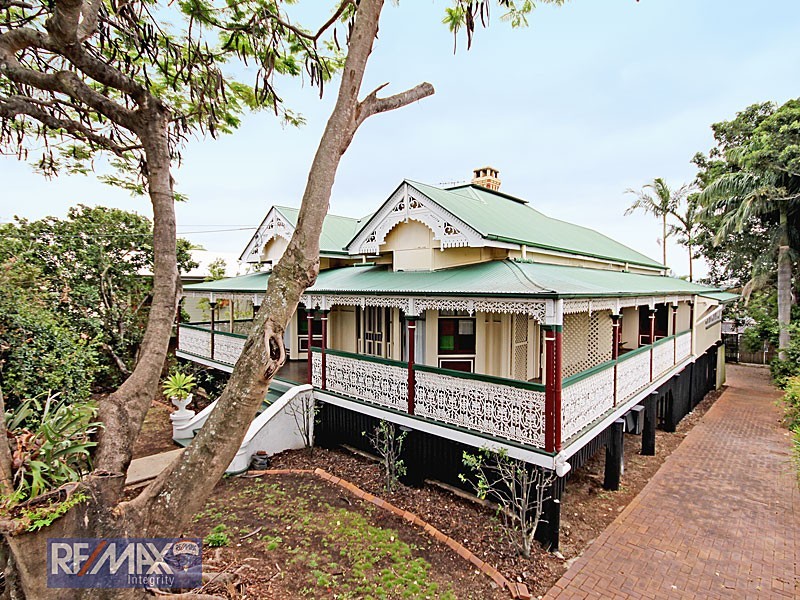 18 Norman Parade, Clayfield QLD 4011