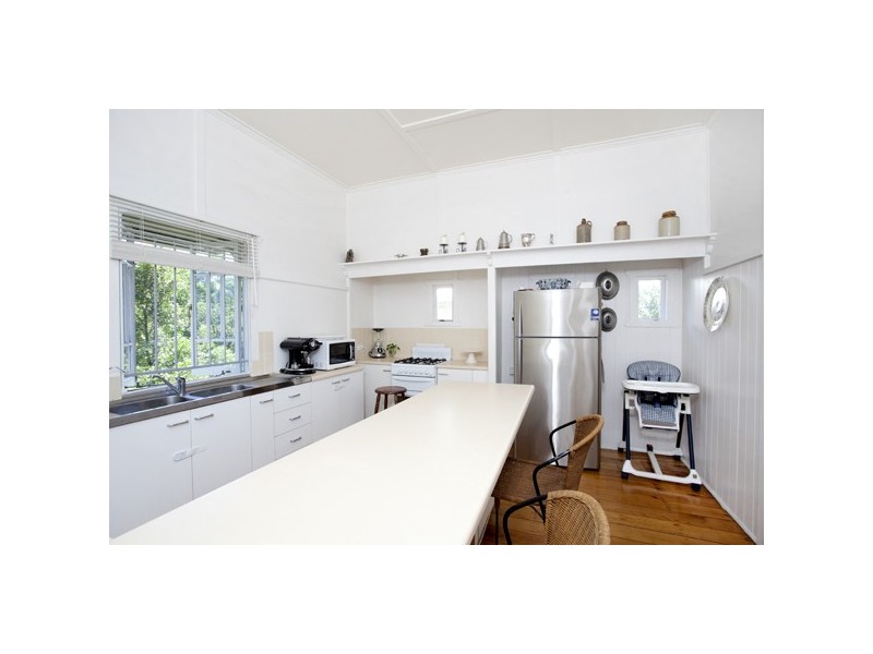 2 Maxwell Street, Clayfield QLD 4011