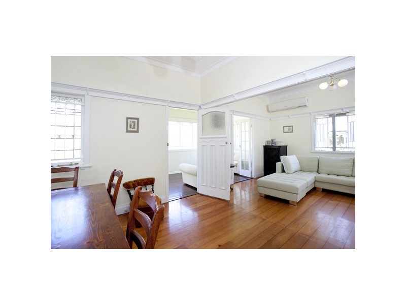 2 Maxwell Street, Clayfield QLD 4011