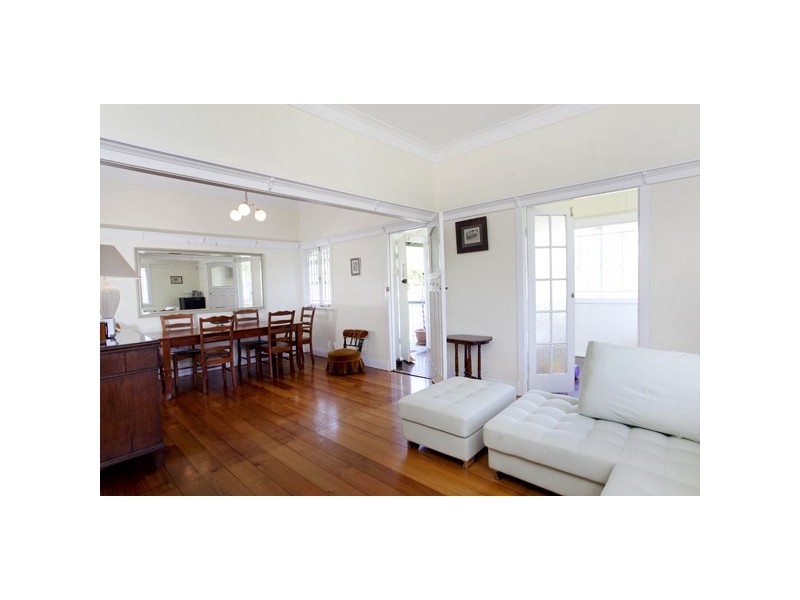 2 Maxwell Street, Clayfield QLD 4011