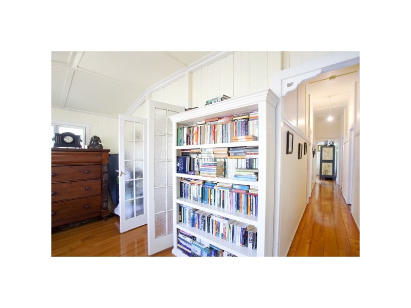 2 Maxwell Street, Clayfield QLD 4011